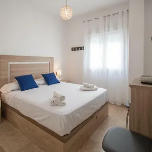 https://apartamento-el-elfo-de-cadiz.hotelsincadiz.net