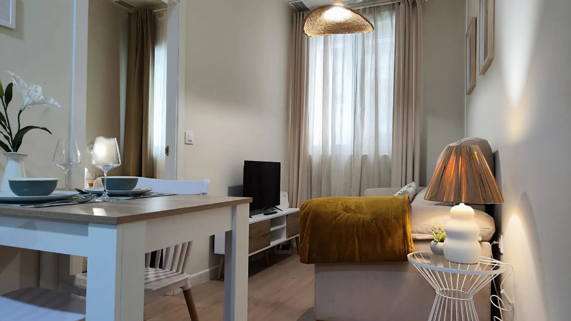 Apartamento La Concha Little Apartments Cadiz 0*,  Spain